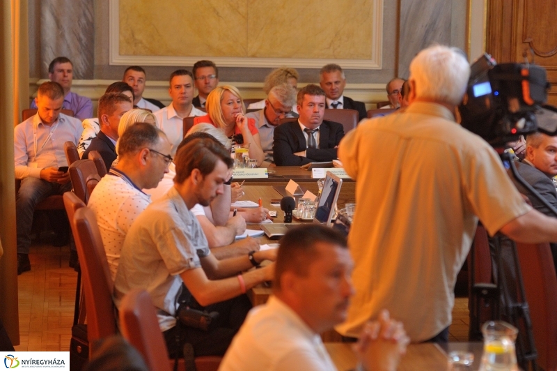 Városi Közgyűlés 20160825