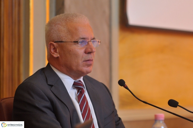 Városi Közgyűlés 20160825