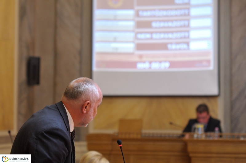 Városi Közgyűlés 20160825