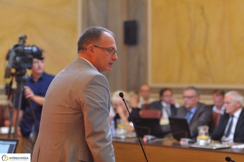 Városi Közgyűlés 20160825