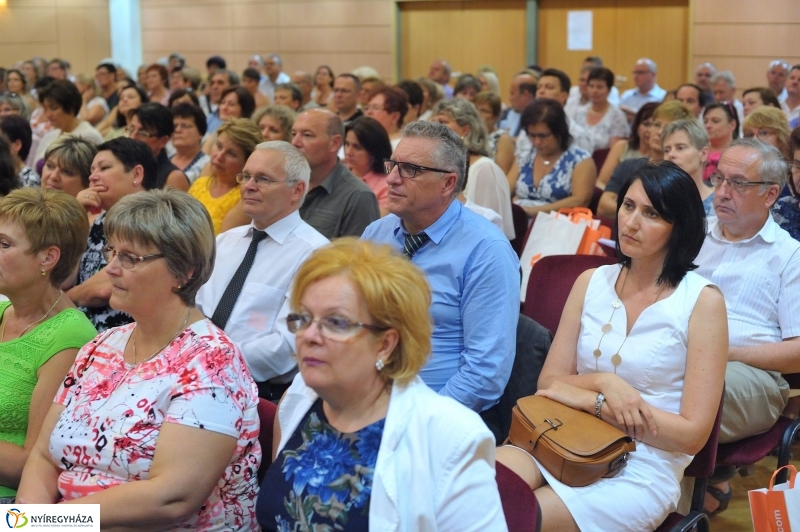 Tanévnyitó konferencia Nyíregyházán
