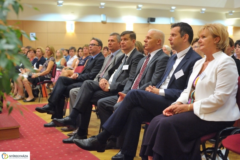 Tanévnyitó konferencia Nyíregyházán