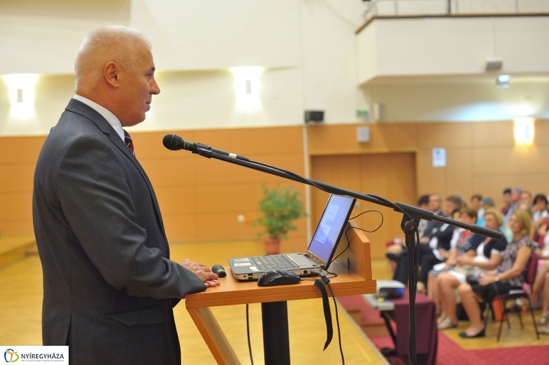Tanévnyitó konferencia Nyíregyházán