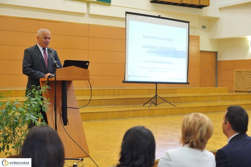 Tanévnyitó konferencia Nyíregyházán