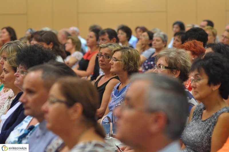 Tanévnyitó konferencia Nyíregyházán