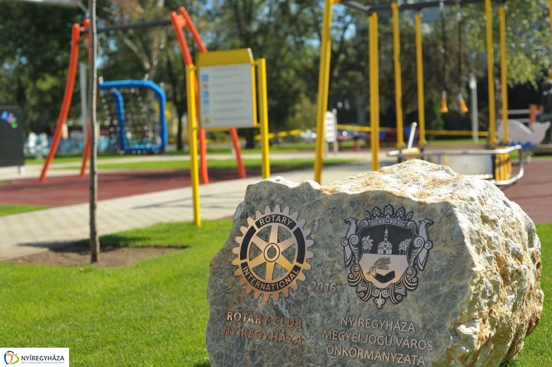 Átadták a Rotary játszóteret