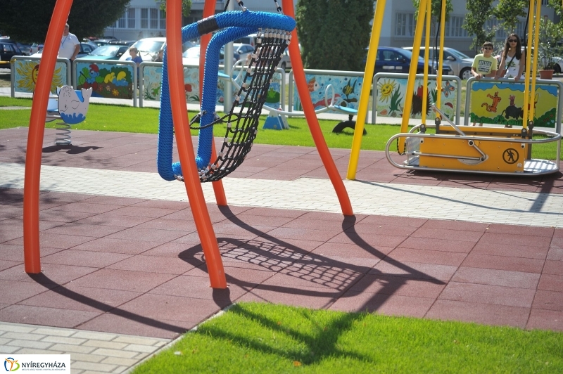 Átadták a Rotary játszóteret