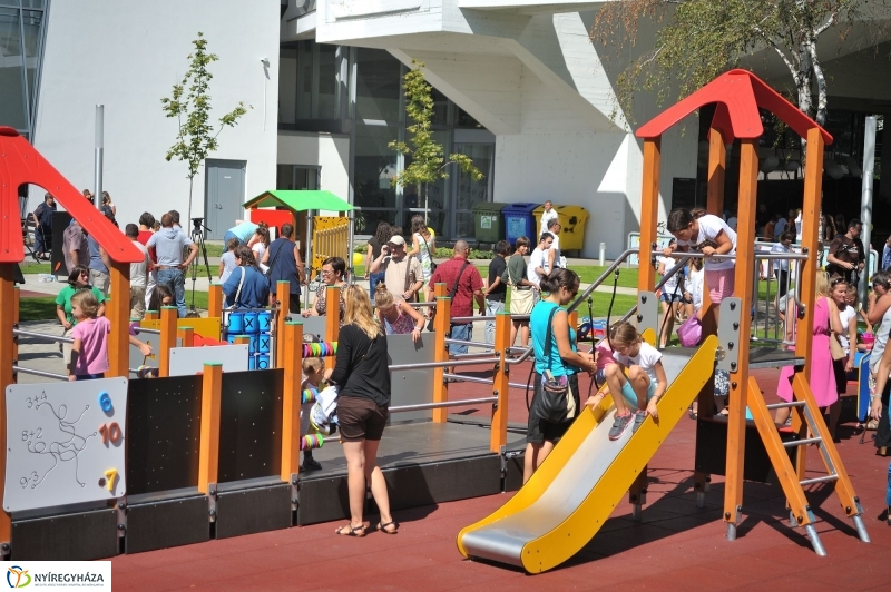 Átadták a Rotary játszóteret