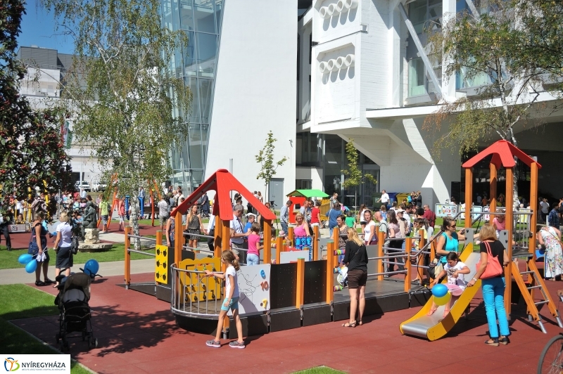 Átadták a Rotary játszóteret