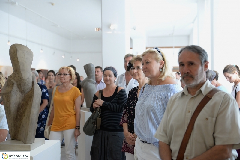 Ösztöndíjasok-kiállításmegnyitó a Pál Gyula teremben