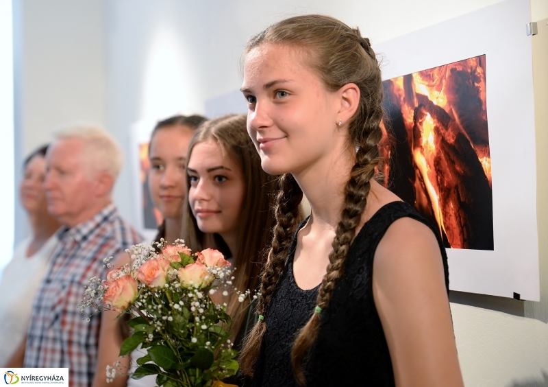Ösztöndíjasok-kiállításmegnyitó a Pál Gyula teremben