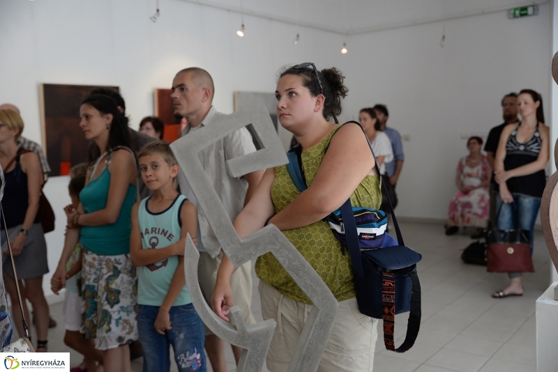 Ösztöndíjasok-kiállításmegnyitó a Pál Gyula teremben