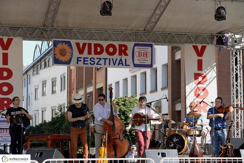 Vidor-szombat délután a belvárosban