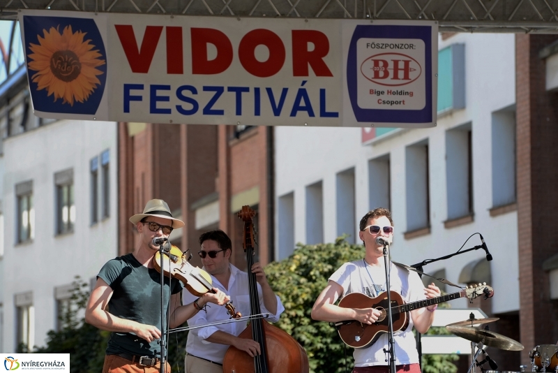 Vidor-szombat délután a belvárosban