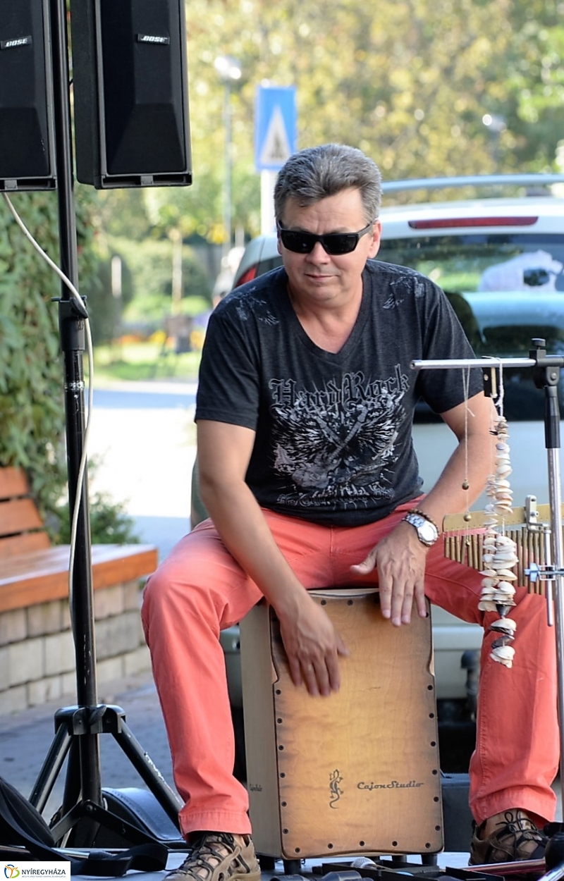 Vidor-szombat délután a belvárosban