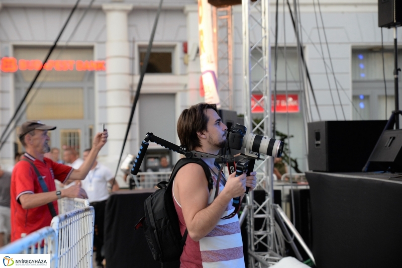 Vidor-KISTeHéN koncert a nagyszínpadon