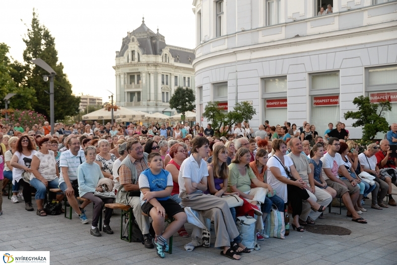 Vidor-KISTeHéN koncert a nagyszínpadon
