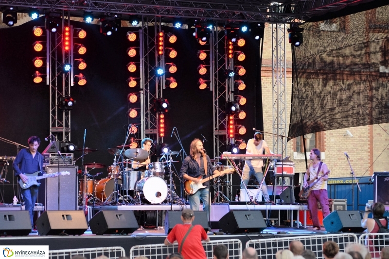 Vidor-KISTeHéN koncert a nagyszínpadon