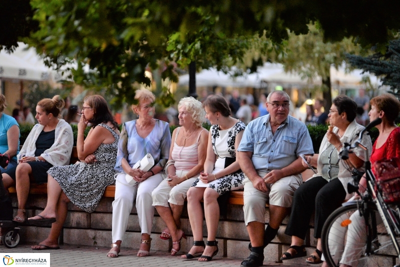 Vidor-KISTeHéN koncert a nagyszínpadon