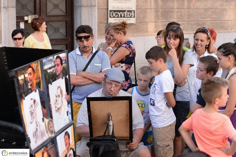 Vidor-vasárnap délután a belvárosban