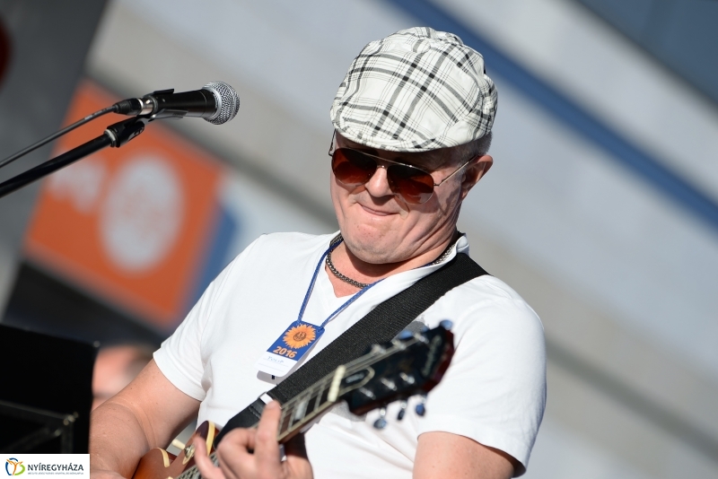 Vidor-vasárnap délután a belvárosban