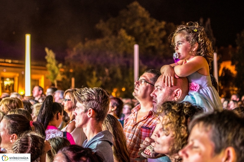 Rúzsa Magdi koncert a VIDOR-on