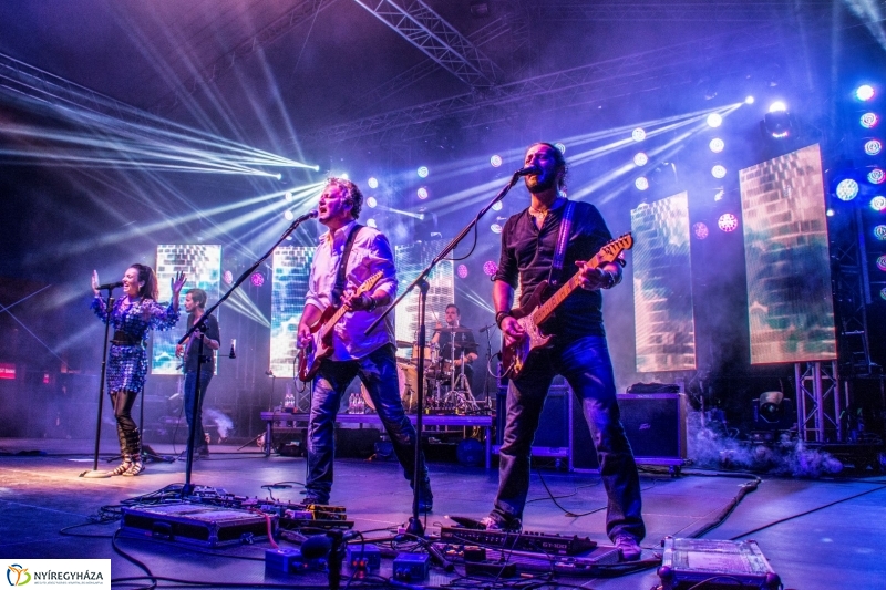 Rúzsa Magdi koncert a VIDOR-on