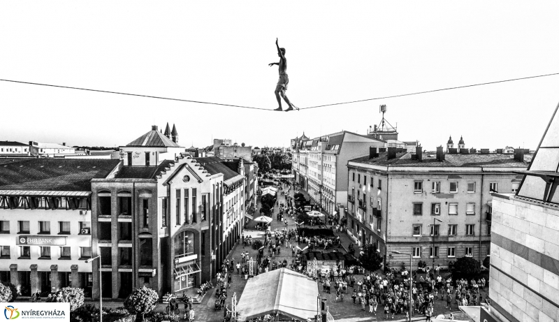 Színes egyéniségek fekete-fehérben