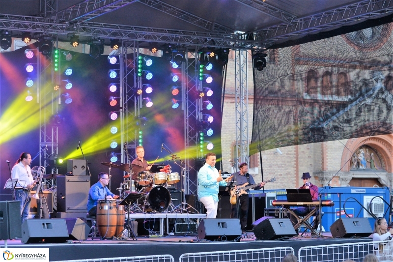 VIDOR hétfő a belvárosban