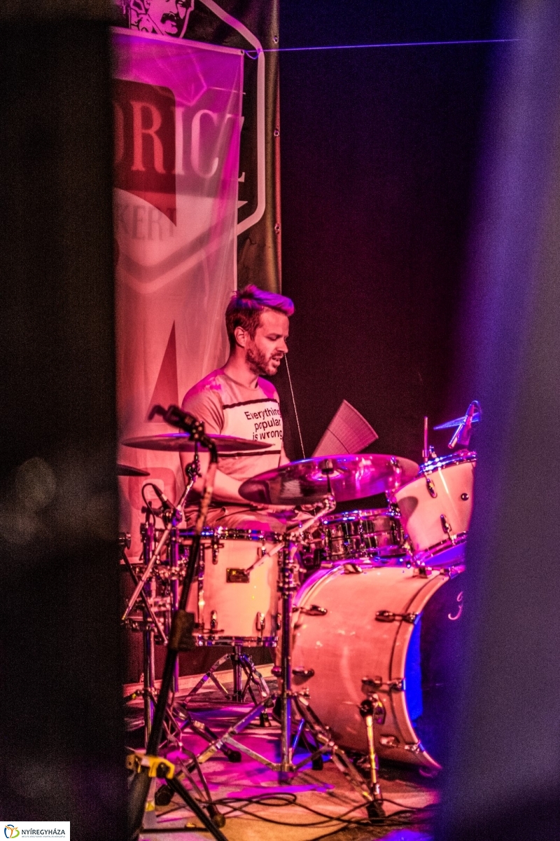 Jurij zenekar fellépése a VIDOR Fesztiválon