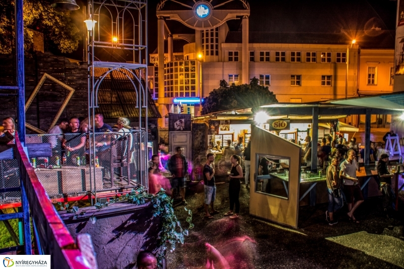 Hétfő esti VIDOR Kert