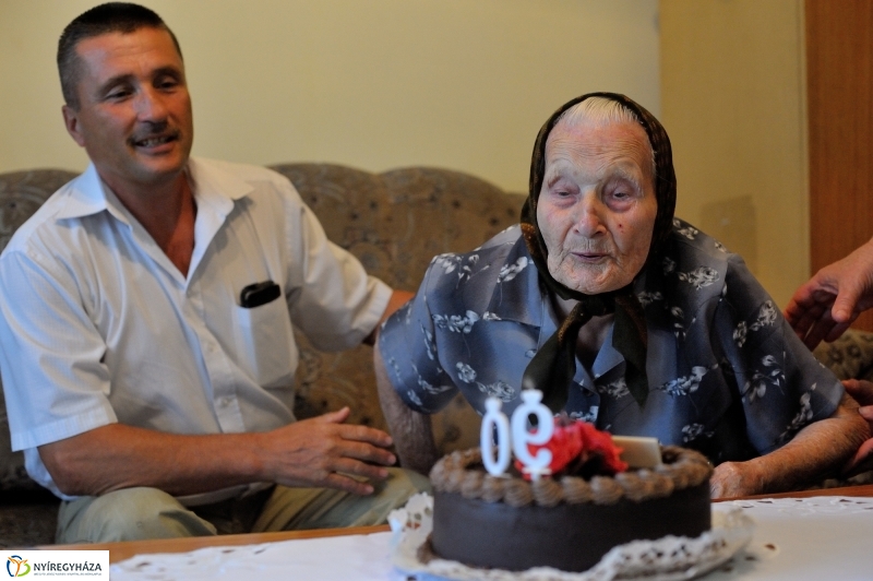 Szépkorú köszöntése - Tar Gyuláné