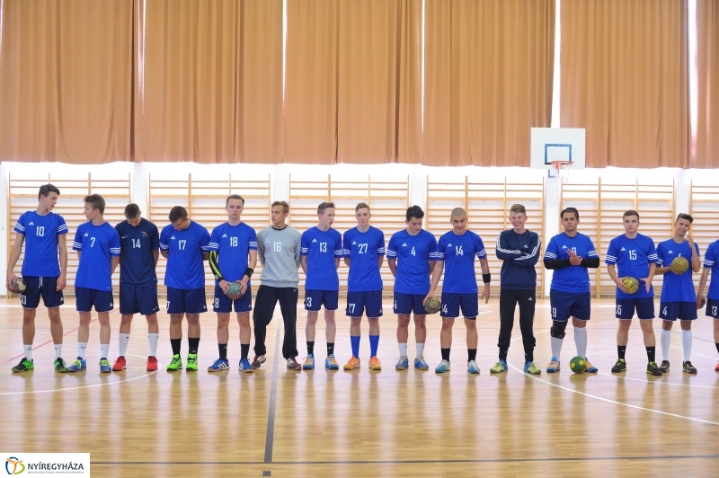 Tornacsarnokot adtak át