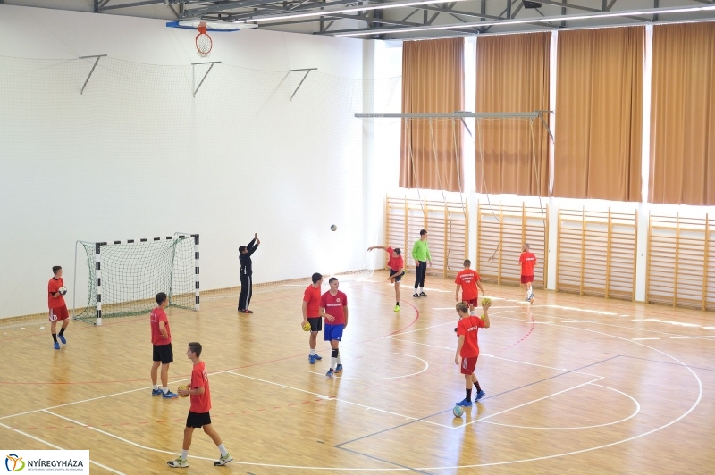 Tornacsarnokot adtak át