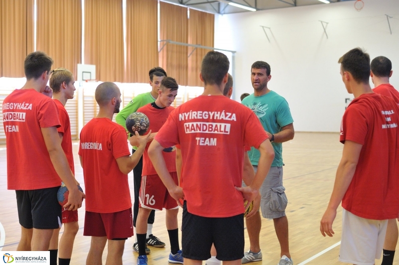 Tornacsarnokot adtak át