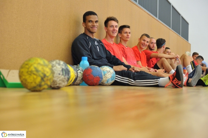 Tornacsarnokot adtak át