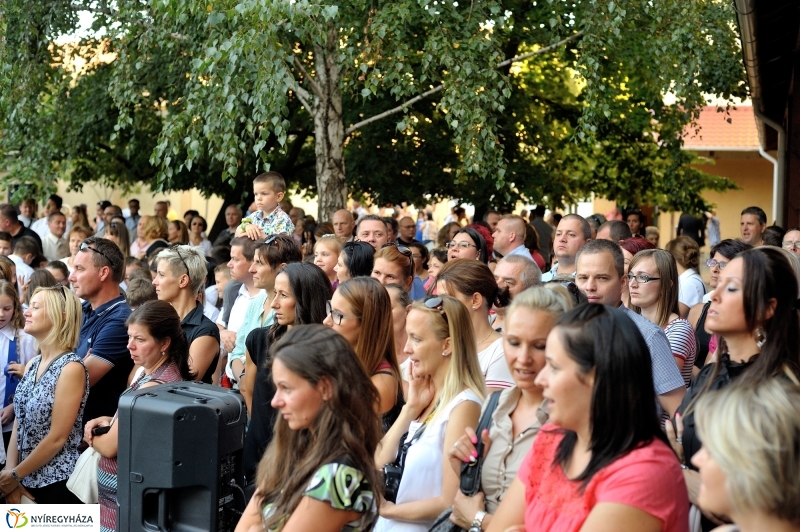 Tanévnyitó ünnepség az Apáczai iskolában