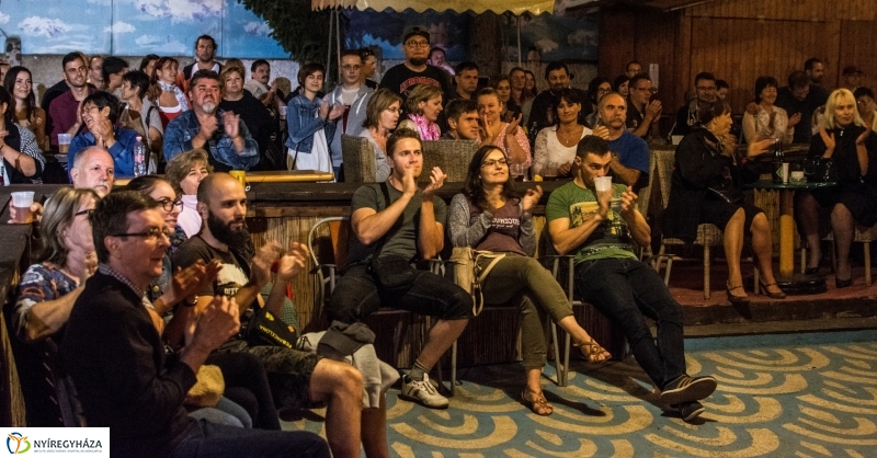 Palya Bea a Móricz Kertben