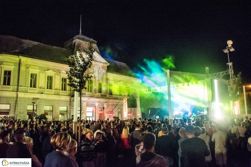 Budapest Bár koncert a VIDOR Fesztiválon