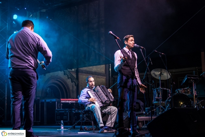 Budapest Bár koncert a VIDOR Fesztiválon
