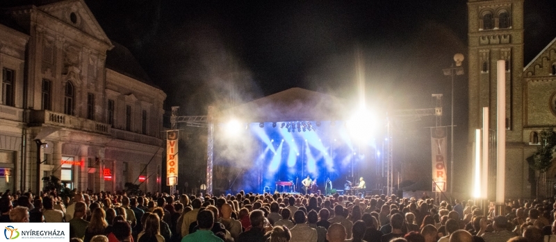 Budapest Bár koncert a VIDOR Fesztiválon