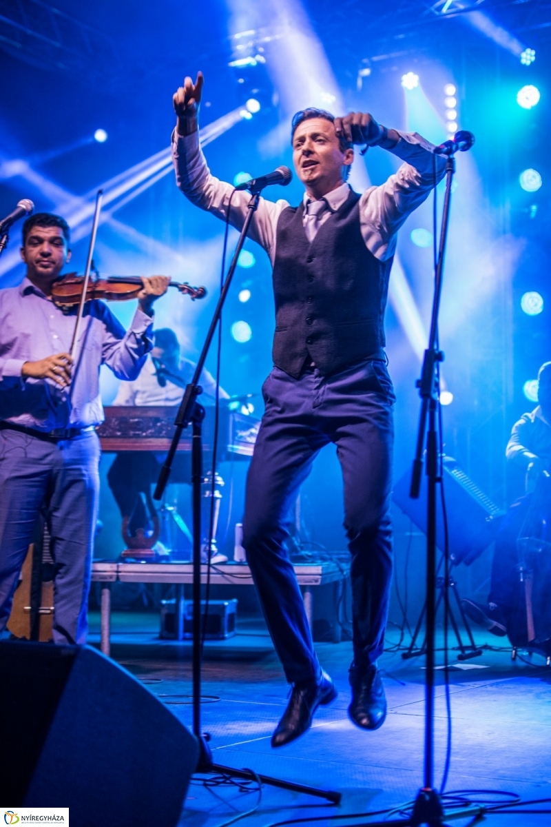 Budapest Bár koncert a VIDOR Fesztiválon