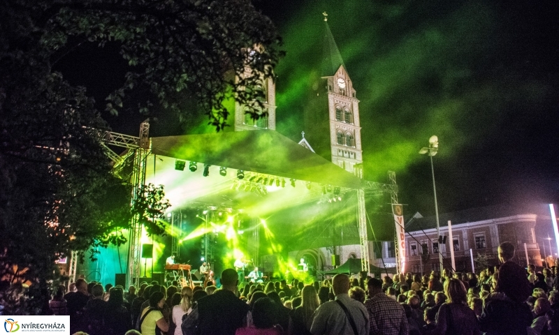 Budapest Bár koncert a VIDOR Fesztiválon