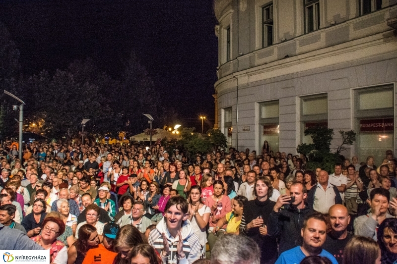 Budapest Bár koncert a VIDOR Fesztiválon