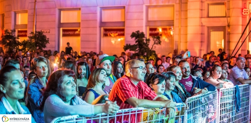 Budapest Bár koncert a VIDOR Fesztiválon