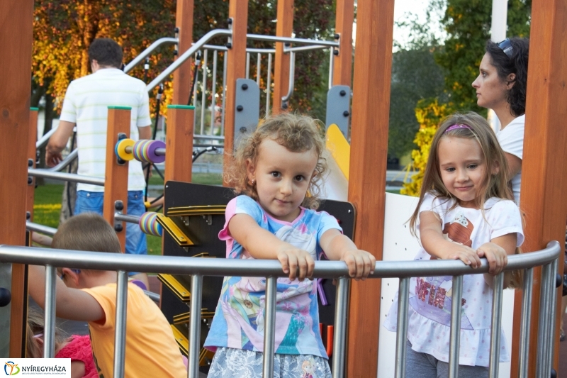 Népszerű az integrált játszótér