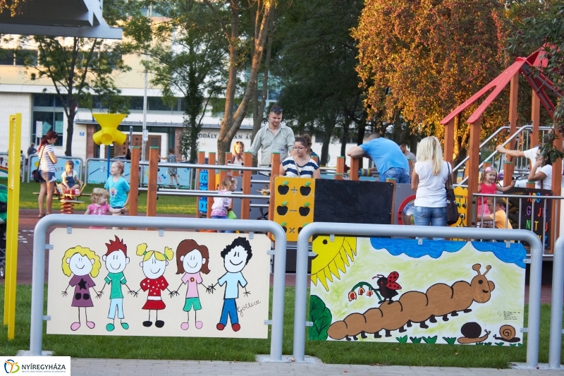 Népszerű az integrált játszótér