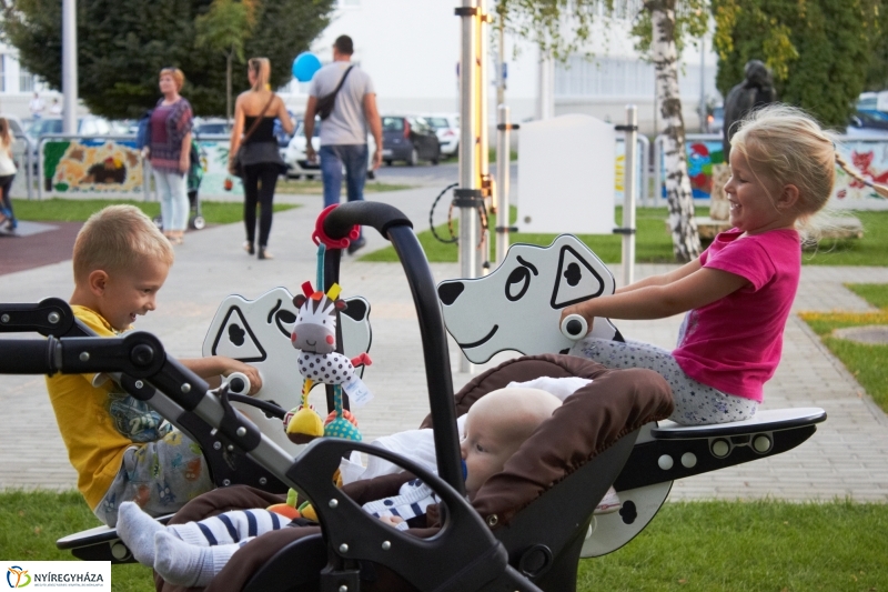 Népszerű az integrált játszótér