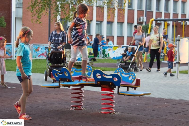 Népszerű az integrált játszótér