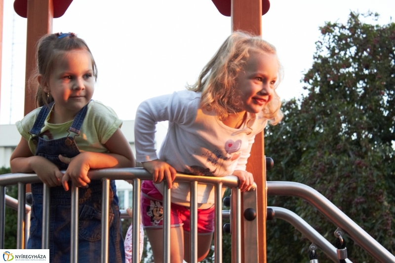 Népszerű az integrált játszótér